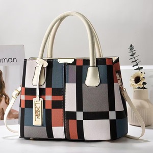 Color Blocked Striped <b>Handbag</b> Big Size Killer Bag For Everyday Use Spring 2025 - Product Image 2