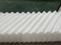 Emballage structuré en plastique PP ondulé pour colonnes de lavage, tours de refroidissement, absorption et stripping