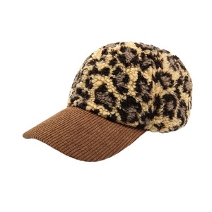 Topi Baseball 6 Panel Unisex Motif Leopard Hangat Lembut Bahan Poliester dengan Pinggiran, Model Fashionable, Dapat Disesuaikan, untuk Musim Dingin - Product Image 2