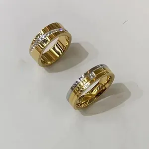 R6071 Xuping gioielli all'ingrosso regalo di alta qualità design moda elegante lusso quotidiano pietra uomo signora anello in acciaio inossidabile 14K