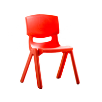 Chaises d'école empilables en plastique modernes, durables et personnalisées pour les salles de classe du Moyen-Orient