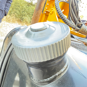 Mini-rampe à pieux en promotion avec tarière et marteau hydraulique pour l'électrification rurale HXR3 - Product Image 5