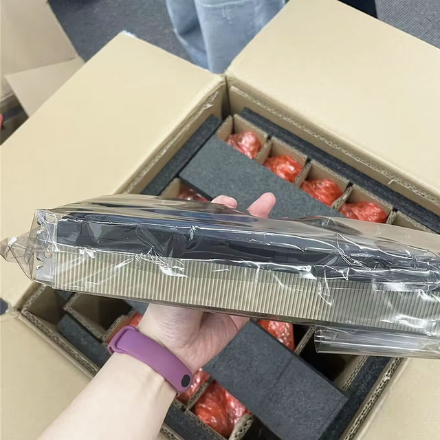 Popular H-200 AI GPU 141GB HBM-3e 4.8TB/s 4nm 700W Graphics Card Cloud Gaming H-200 Server GPU Use for Deepseek Al Computility