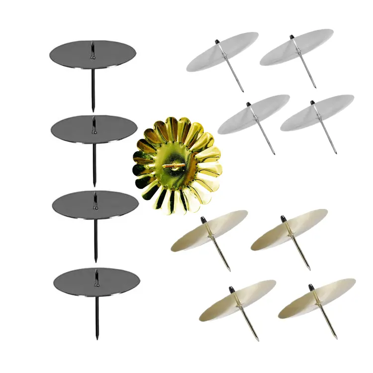 Candelabro pequeño de metal con pinchos para Navidad, accesorio con forma de corona de Navidad, con púas, fácil de usar