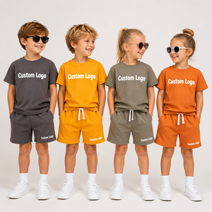 Set <span class=keywords><strong>di</strong></span> Abbigliamento Estivo per <span class=keywords><strong>Ragazzi</strong></span> in Cotone con Logo Personalizzato, T-Shirt Oversize e Pantaloncini, 2 Pezzi per Sport all'Aperto, Scuola e <span class=keywords><strong>Vita</strong></span> Quotidiana - Product Image 1