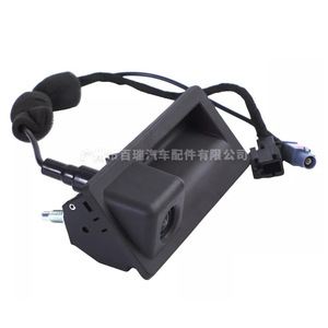 Cámara de aparcamiento 5ND827566C para Volkswagen Tiguan New Passat 12V con resolución de 480x600 y líneas de aparcamiento - Product Image 1