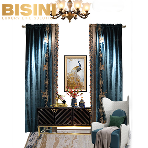 Magnifique rideau occultant de style rococo italien, bleu floqué, pour fenêtre française, décoré de broderies, rideau à tringle romaine - Product Image 1