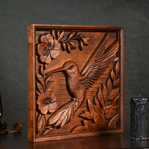 Panel de Arte Mural de Madera Tallado a Mano con Colibrí y Flores, Placa Decorativa Rústica con Relieve Natural, Decoración para el Hogar al por Mayor - Product Image 3