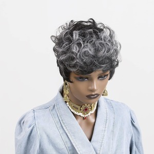 Parrucche capelli umani capelli grigi Pixie taglio naturale nero misto grigio parrucca Pixie con frangia - Product Image 2