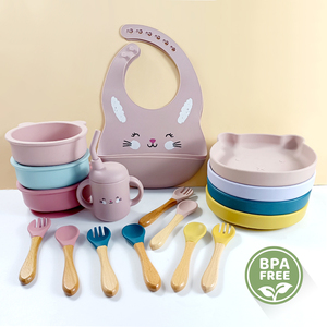 Hot Sale Factory Custom BPA-Free Bibs <strong>Plates</strong> Forks and Spoons Set Silicone Animal Bib Baby Silicone Tableware Feeding Set - Product Image 1