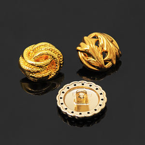 Botones Personalizados de Fábrica KUNSHUO, Botones de Concha y Estrella de Mar de Metal, Forma Irregular, Vástago de Metal, Botones de Concha para Ropa de Mujer - Product Image 4