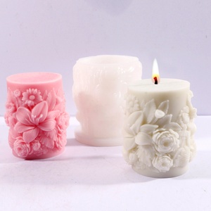 Moule à bougie en résine en forme de pilier de fleurs, moule en silicone gaufré pour la décoration de la maison, moule à bougie parfumée - Product Image 3