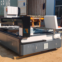 Personnalisation du traitement du verre par miroir à led enlèvement de peinture, perçage, machines de marquage, machine de sablage au laser CNC pour miroir