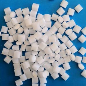 เม็ดพลาสติกไนลอน 12 เสริมแรงด้วยคาร์บอนไฟเบอร์ ผสมใยแก้ว 30% (GF30) สีดำ - Product Image 6
