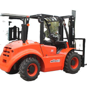 4wd מנוע דיזל מופעל משטח משטח קשה מלגזה - Product Image 1