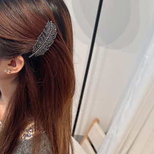 <b>Hot</b> Selling Light Luxury Simple Feather Hair <b>Comb</b> Fashionable Temperamental Niche Design Women's Hair <b>Comb</b> Wholesale Jewelry - Product Image 2