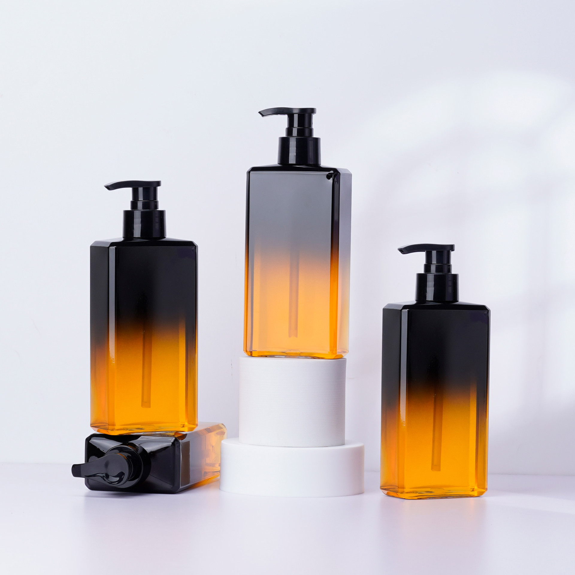 楕円形のグラデーションつや消しプラスチック化粧用リムーバー