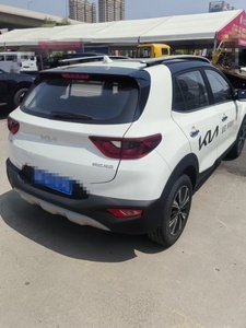Kia Sportage 1.4 Edizione con Tetto Apribile Usata - Product Image 3