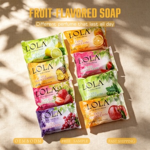 Savon liquide pour le corps hydratant et rafraîchissant parfumé aux fruits tropicaux 80g avec logo personnalisé pour une utilisation quotidienne dans les hôtels - Product Image 1