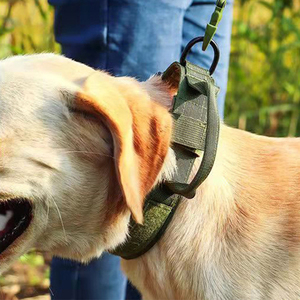 Arnés táctico de nailon para perros medianos y grandes de gama alta de lujo, chaleco para mascotas de entrenamiento al aire libre, punto de cadena de cuerda para perros a prueba de explosiones, venta al por mayor - Product Image 3