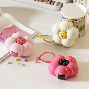 新しいポータブル多機能プラスチック医学 & キャンディー収納ピルボックスフラワーデザイン - Product Image 2