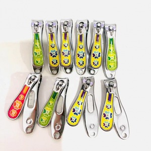 Juego de cortaúñas portátiles de tamaño mediano para uso doméstico, venta al por mayor para tiendas de 2 yuanes. - Product Image 4