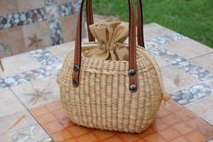Bolso de Mano Tejido a Mano con Jacinto de Agua, Bolso de Paja Estético, Bolso de Playa Boho Sostenible para Damas, Regalo para Vacaciones - Product Image 2
