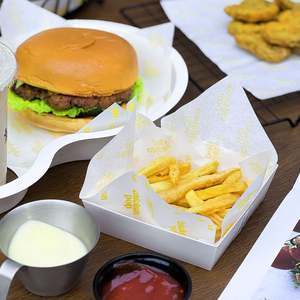 Emballage pour restauration rapide en papier enduit - Emballage écologique résistant à la graisse pour poulet frit, hamburgers et plateaux à hamburgers - Product Image 6