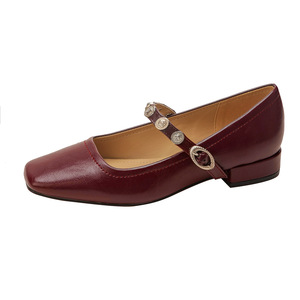 Zapatos planos Mary Jane de cuero genuino para mujer, con punta cuadrada, correa en T y hebilla decorativa, para todas las estaciones, color sólido, color burdeos. - Product Image 6