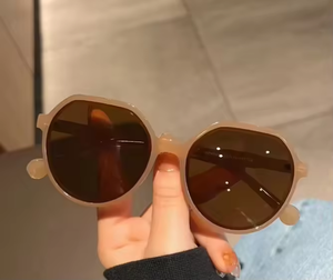 Men's Retro Fashion Sunglasses with UV400 Lenses <b>Pink</b> Small <b>Frame</b> Designer Sun Glasses Competitive Price with Factory Wholesale - Product Image 5