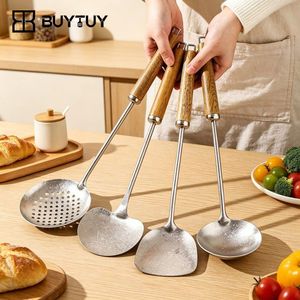 Espátula para wok de titanio Buytuy, mango de madera de sándalo negro y dorado, utensilio de cocina multifunción para freír y rehurgutinar en sartenes antiadherentes - Product Image 4