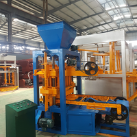 Machine à fabriquer des briques machine à fabriquer des briques machine à fabriquer des blocs machine automatique pour fabriquer des blocs de pavés en ciment prix alibaba-pérou