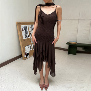 Robe de soirée asymétrique style vintage, ornée de perles florales, taille naturelle froncée, dos nu sexy, pour club et soirée, écologique - Product Image 5