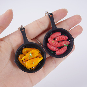 Pendentif mini-ustensile de cuisine 4 cm, amusant pour sac ou porte-clés, poêle tout-en-un pour faire sauter des galettes et des crevettes en pot. - Product Image 4