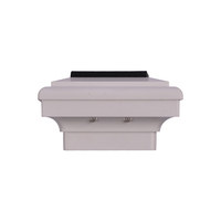 Capuchon de poteau de clôture extérieur en plastique blanc, LED crépusculaire, pour terrasse, jardin, 2,5 x 2,5 pouces. Lumière chaude étanche IP44 à énergie solaire