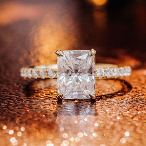 Anello di Fidanzamento in Oro con Diamante <span class=keywords><strong>Moissanite</strong></span> per Donne, 2 Carati, Set di Anelli Nuziali per Coppie in Oro Giallo DEF - Product Image 3