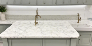 FREE SAMPLE 100% VIETNAM ARTIFICIAL QUARTZ CALACATTA STREAMER Modern Waterproof 20mm Thickness Hotel Table Top Bathroom Kitchen - Product Image 3