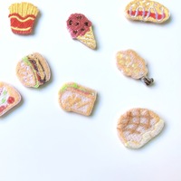 Mini-patchs brodés écologiques de 1-2 cm, motifs de collations, thermocollants pour vêtements, porte-clés et décoration DIY