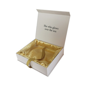 HENGXING Custom Logo Black Wig Packaging Box With Silk Satin Lined Luxury Magnetic Packaging Box for Hair Extension - Product Image 6