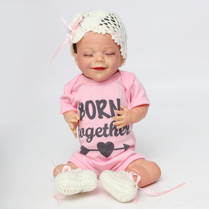 Muñeca de Vinilo de Silicona <span class=keywords><strong>con</strong></span> Expresión de Sonrisa y <span class=keywords><strong>Ojos</strong></span> <span class=keywords><strong>Cerrados</strong></span>, para Entrenamiento de Nuevos Padres, Coleccionable, Lavable - Product Image 1