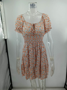 Váy hoa mùa hè dạo phố nữ tính, chất liệu pha thân thiện với môi trường, eo tự nhiên, họa tiết hoa gợi cảm - Product Image 6