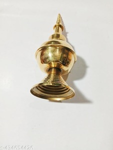 Pot Kalash en laiton artisanal pour les cérémonies religieuses, Lota indien durable pour la maison et l'autel, prix direct d'usine en gros - Product Image 3