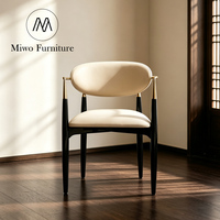 Fauteuil de salle à manger et de détente de luxe en bois massif et métal, avec accoudoirs en tissu velours, pour hôtels, restaurants et salons