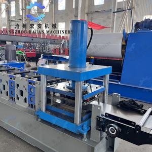 Máquina Punzonadora y Formadora de Perfiles Verticales para Estantes, Controlada por PLC, Accionada por Motor e Integrada con Engranajes - Product Image 3