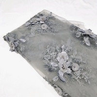 Magnifique robe multicolores avec broderie florale 3D, tissu en dentelle à mailles et perles LT21890
