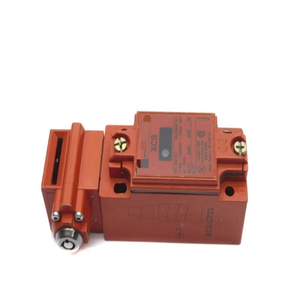 XCS-C 723 240V 3A ใหม่ ของแท้ พร้อมส่งจากคลังสินค้า ตัวควบคุมโปรแกรม PLC สำหรับระบบอัตโนมัติในอุตสาหกรรม - Product Image 1