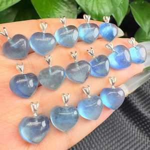 アクアマリンクォーツストーンハート宝石ペンダントナチュラルヒーリングホットセール女性用パーティーウェディングまたはギフト用 - Product Image 3