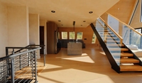 Maison triangulaire en verre panoramique sur mesure |   Cabane préfabriquée moderne en forme de A pour station balnéaire en montagne et en forêt |   Villa modulaire à installation rapide