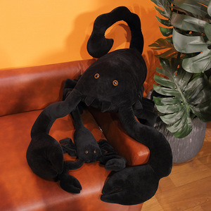 Peluches Scorpion Réalistes Personnalisées en Gros, Super Douces avec Rembourrage en Coton PP pour Cadeaux et Soulagement du Stress - Product Image 5