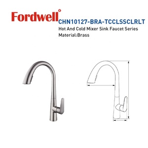 <span class=keywords><strong>Robinet</strong></span> mitigeur chaud et froid monté sur le pont de <span class=keywords><strong>cuisine</strong></span> <span class=keywords><strong>Robinet</strong></span> d'évier extractible en laiton de style moderne - Product Image 6